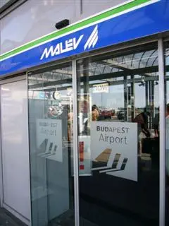 Die Malév bleibt irgendwie am Leben
