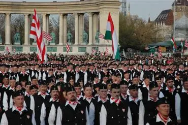 Bürgermeister und Rechte hetzen weiter gegen Roma in Ungarn