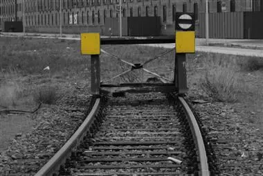 Streit über 70 Mio EUR Mehrwertsteuerrückzahlung zwischen ungarischer Bahn und Staat