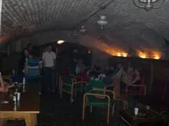Wo Studenten feiern: die Studenten-Disco Equus und das "Living-Room" in Budapest