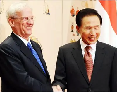 Der ungarische Präsident auf Asientournee
