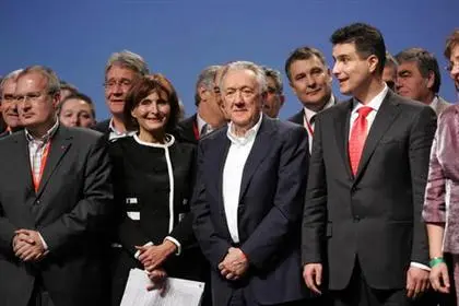 Parteitag der MSZP: neuer, temporärer oder fauler Kompromiss?
