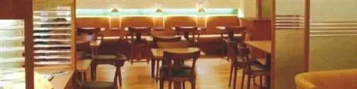 Sandwichs in pastell: das Standbistro in Budapest
