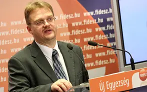 Fidesz beschwert sich über Günstlingswirtschaft