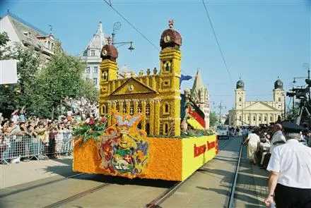 Debrecen und sein Blumenkarneval