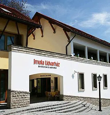 Ein überfälliger und erfreulicher Besuch im „Imola“ in Eger