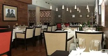 Ein überfälliger und erfreulicher Besuch im „Imola“ in Eger