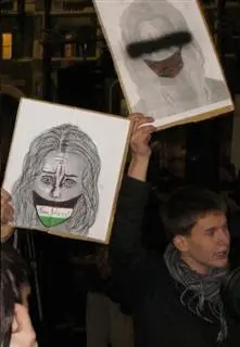 Zehntausende demonstrierten in Budapest gegen Mediengesetz und Demokratieabbau in Ungarn