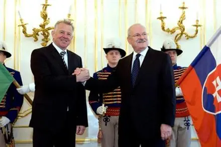 Ungarns Präsident Schmitt in der Slowakei