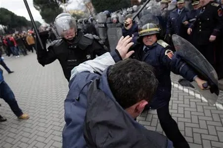 Grundrechte als Verhandlungssache: Die EU und der Balkan