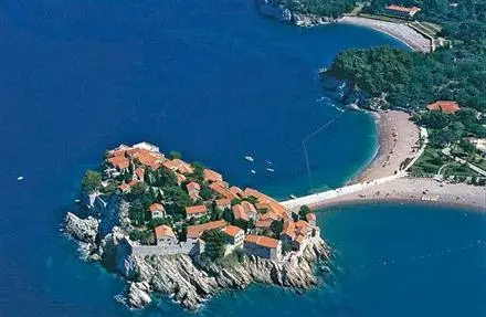 Montenegro auf dem Weg von Serbien nach Europa