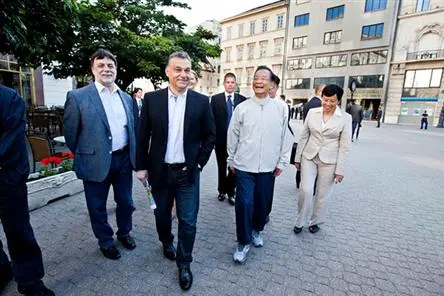 Wen Jabao zu Gast in Budapest: Warum sich China in Ungarn wie zu Hause fühlen kann