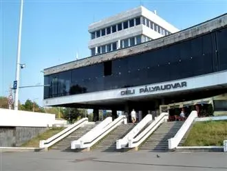 Südbahnhof in Budapest vor Schließung?