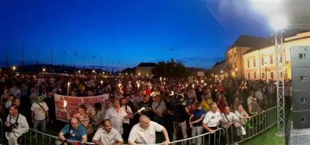 Katerstimmung in Ungarn: Zehntausende protestieren gegen die Regierung - MIT KOMMENTAR
