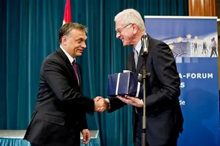Orbán zu Besuch bei Opel und der CDU