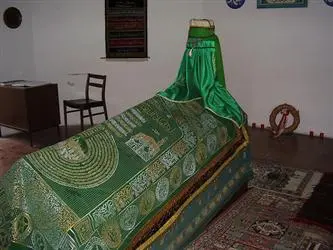 Die Türbe des Gül Baba in Budapest, der nördlichste Wallfahrtsort des Islam