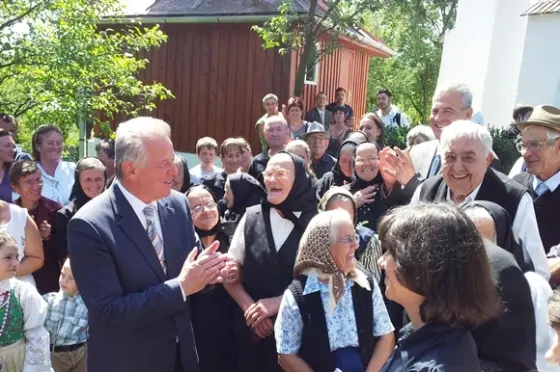 Präsident Schmitt im "ungarischen" Rumänien und weitere Nationalnachrichten