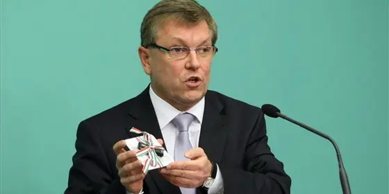 Budgetentwurf 2012: Ungarn bleibt in der Krise gefesselt