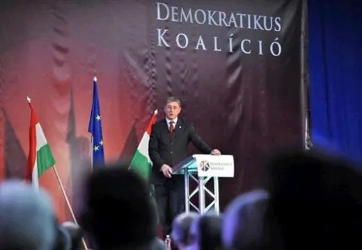 Opposition in Ungarn sucht Mittel und Wege gegen Orbáns Allmacht