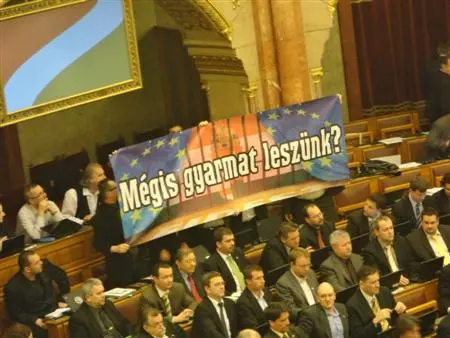 Ein Tag im Parlament von Ungarn - ein Sittenbild