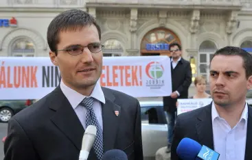 Rechtsextreme in Ungarn suchen Heil im Nahen Osten