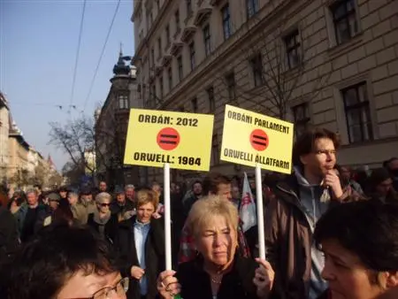 Anti-Orbán Demonstration in Ungarn