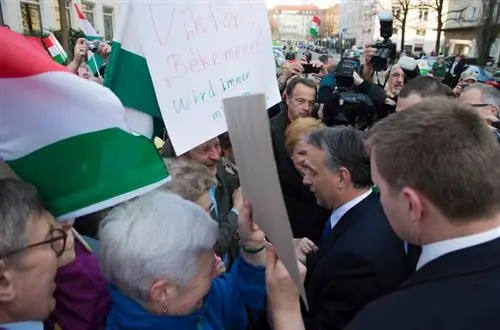 Orbán und seine Hyper-Ungarn in Deutschland