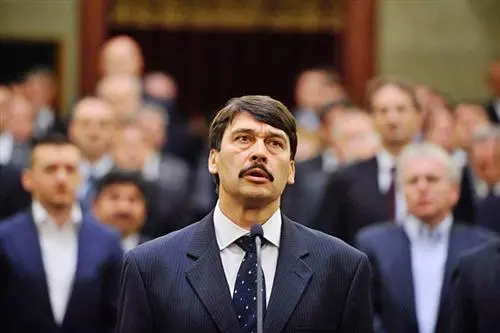 Neuer Präsident von Ungarn formuliert hehre Ziele