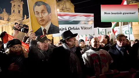 Das Volk als Waffe: Obdachlose und "das Volk" als Statisten der Machtpolitik in Ungarn