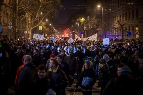 Brücken besetzt: Studenten in Ungarn proben den Aufstand