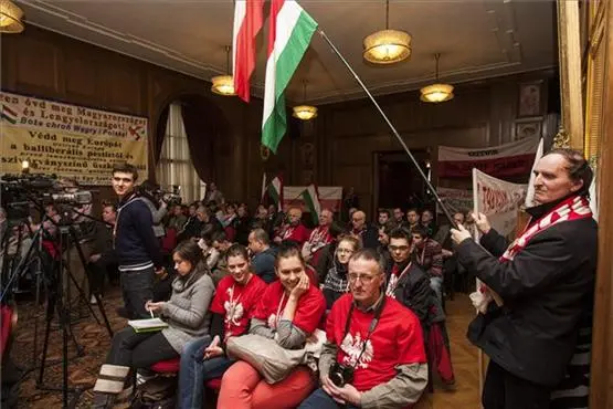 Apokalyptischer Endkampf: Nachlese zum Nationalfeiertag in Ungarn