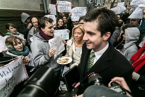 Gefahr von Links: Regierungspartei in Ungarn plant Gründung einer eigenen "Garde"