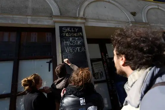 Behörden in Ungarn räumen das "Sirály", ein Zentrum alternativer Kultur und jungen jüdischen Lebens in Budapest