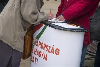 Regierungspartei in Ungarn beklagt Angriffe auf Parteiaktivisten