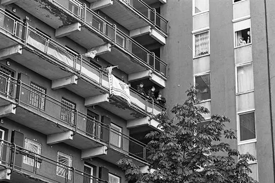 Impressionen einer alltäglichen Tragödie: eine Zwangsräumung in Ungarn in Wort und Bild