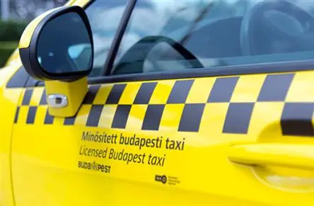 Einheitstarif und Preiserhöhung für Taxis in Budapest