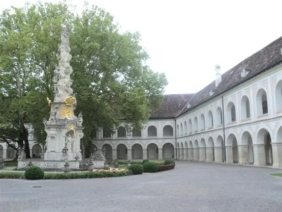 G`schichten aus dem Wienerwald - Klosterneuburg: Über Legenden, Stifte und Nationalheilige
