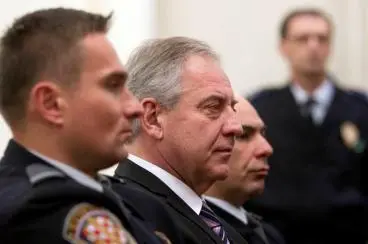 Kroatien will ungarischen MOL-Chef wegen Verdacht auf Millionenbestechung bei INA verhören