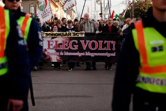 Jobbik: Neonazis marschierten wieder unbehelligt durch Budapest