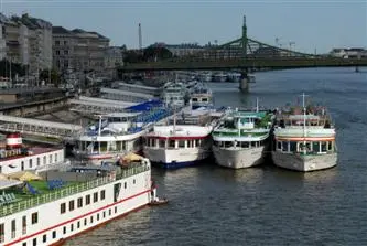 Ungarn verstaatlicht Passagier-Schifffahrt auf der Donau