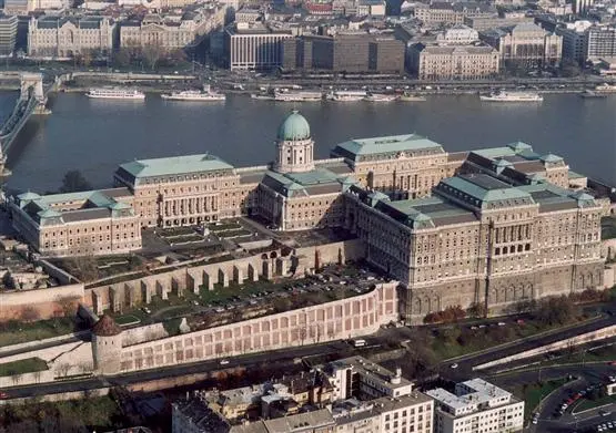 Gebt dem König, was des Königs ist: Budapester Burgpalast soll Regierungsviertel werden