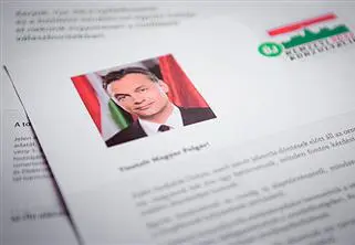 2014: Orbán tritt mit "Team Ungarn" gegen das feindliche Ausland an
