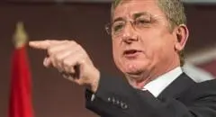 Nach Hausdurchsuchung bei Ex-MSZP-Vize: Gyurcsány greift Orbán frontal wegen "versteckter Auslandsvermögen" an