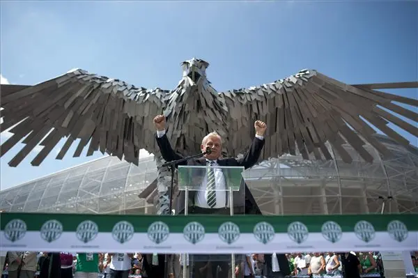 Ein Adler bewacht die "Fradi City": der FTC Ferencváros eröffnete sein neues Stadion in Budapest