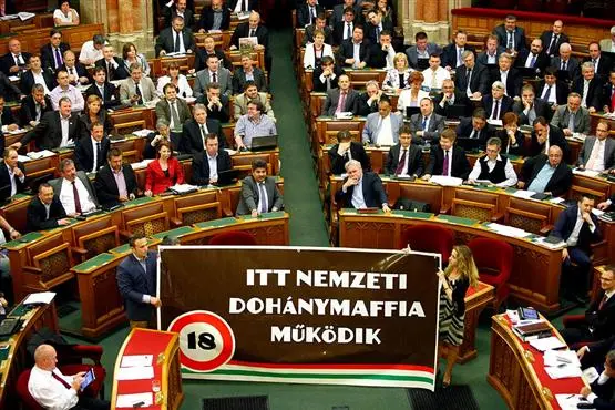 Europäischer Gerichtshof: Ungarn behindert Oppositionsarbeit. Ungarn: Macht damit weiter.
