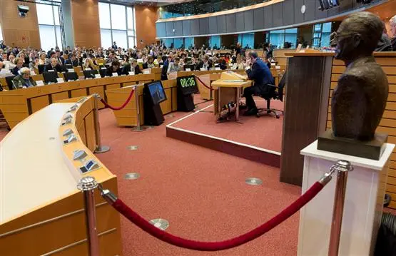 “Ich werde Wächter sein”: Anhörung von Tibor Navracsics vor dem Europäischen Parlament