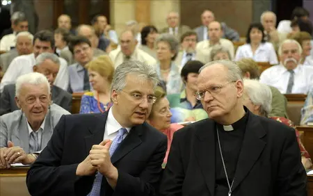 Wenn der Teufel Feder führt: Kardinal Erdö, ein Fall für die heilige Inquisition?