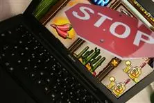 Bisher aussichtslos: Finanzamt versucht mit Zugangssperren das Online-Glücksspielmonopol durchzusetzen