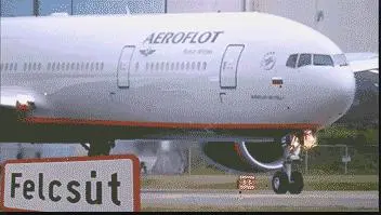 Neues aus Felcsút: Bürgermeister macht Weg für Airport und Hotel frei, "hilft" aber auch den Armen