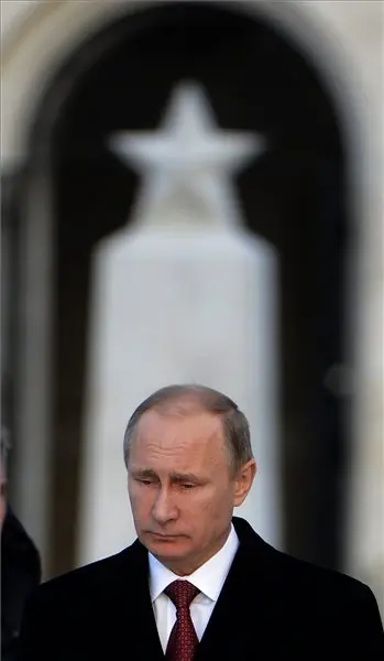 Der echte beim Puszta-Putin: Russlands Präsident zu Besuch in Ungarn